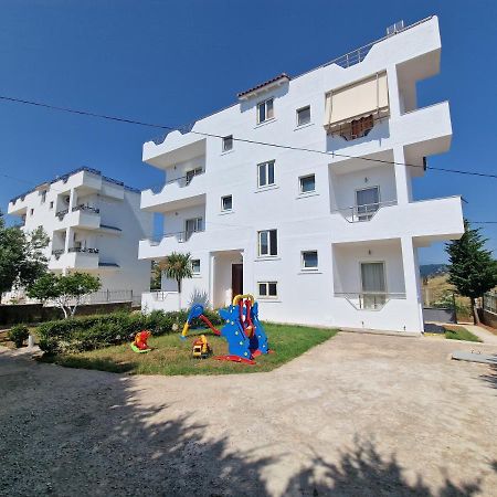 Harizi Apartments Ксамил Экстерьер фото
