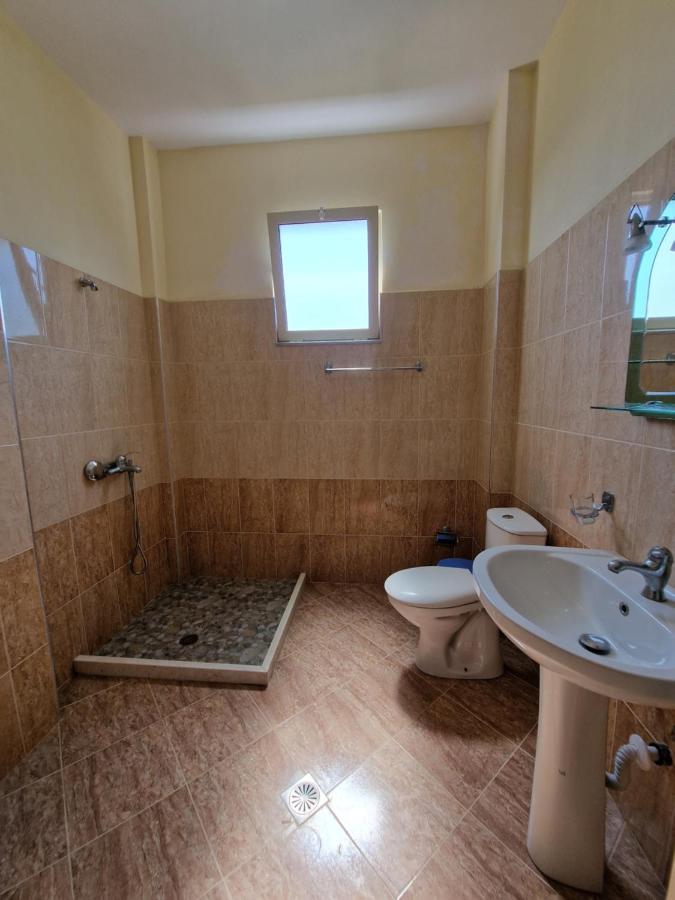 Harizi Apartments Ксамил Экстерьер фото